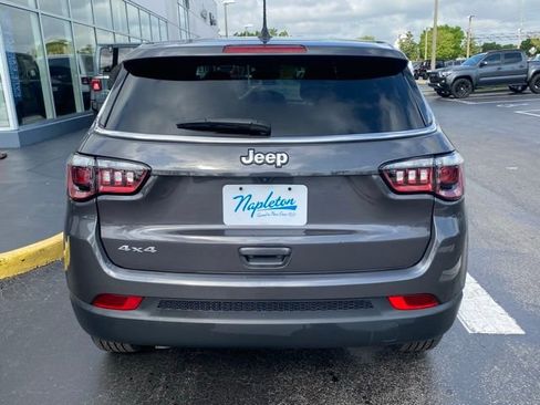 Used 2024 Jeep Compass Sport AWD/4WD image 8