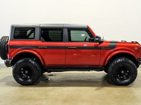 Used 2023 Ford Bronco Badlands AWD/4WD image 38