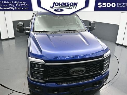 New 2026 Ford F250 Lariat w/ Black Appearance Package AWD/4WD image 17