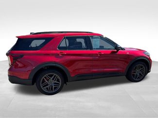 Used 2026 Ford Explorer ST-Line w/ ST-Line Street Pack AWD/4WD video 3