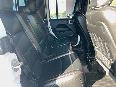 Used 2021 Jeep Gladiator Rubicon image 27