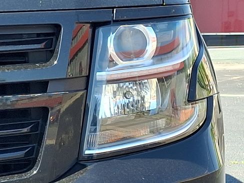 Used 2019 Chevrolet Tahoe Premier AWD/4WD image 20