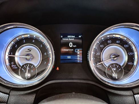 Used 2014 Chrysler 300 S image 26