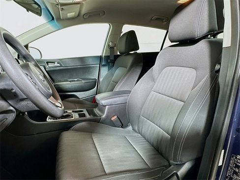 Used 2017 Kia Sportage LX image 11