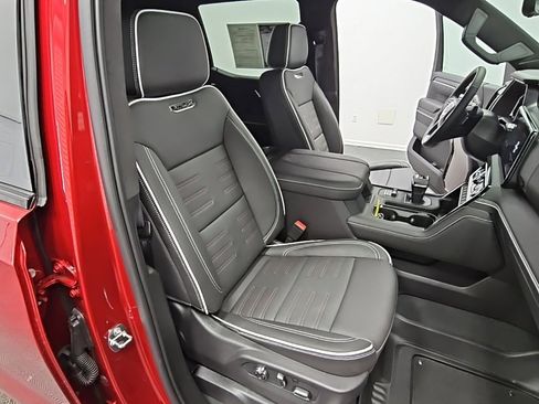 Used 2024 GMC Sierra 1500 AT4X image 41