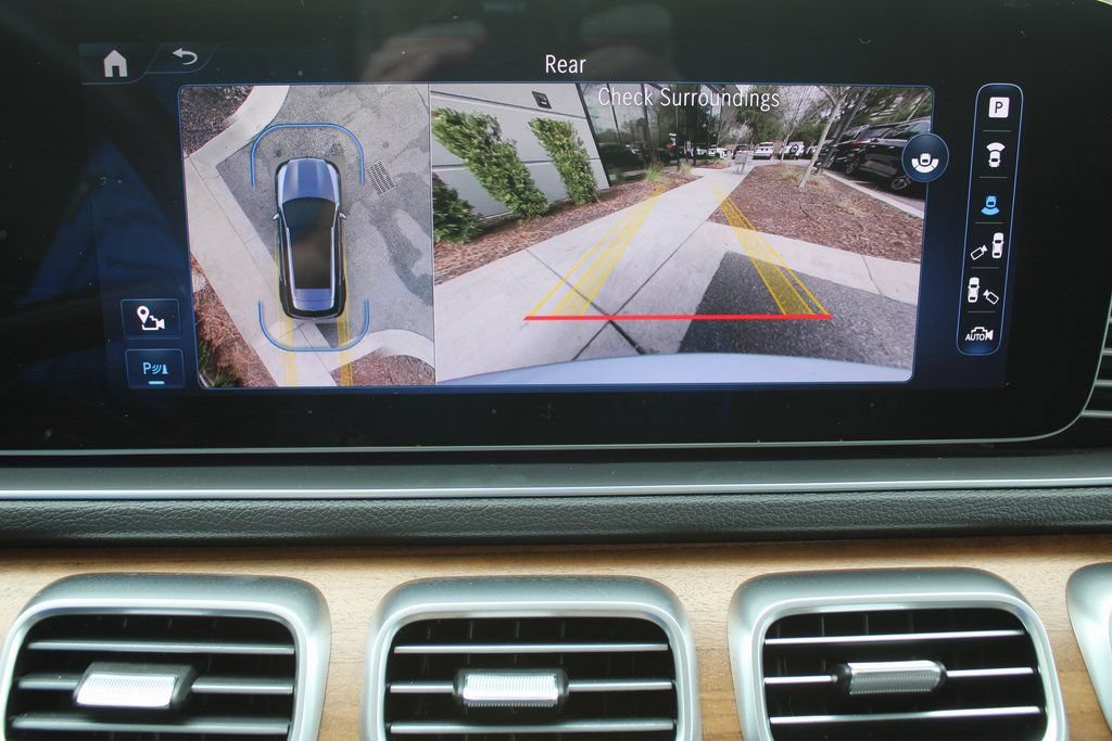Used 2024 Mercedes-Benz GLE 350 4MATIC w/ Winter Package image 50