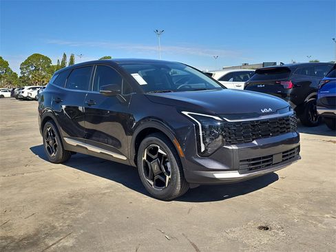 New 2026 Kia Sportage EX image 2
