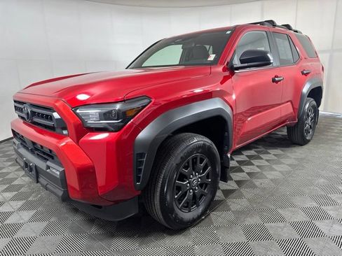 Used 2025 Toyota 4Runner SR5 AWD/4WD image 8