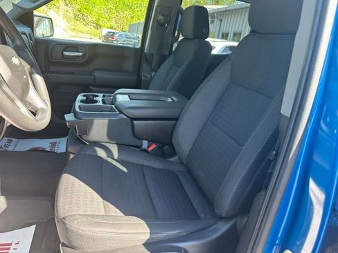 Used 2022 Chevrolet Silverado 1500 Custom AWD/4WD image 24