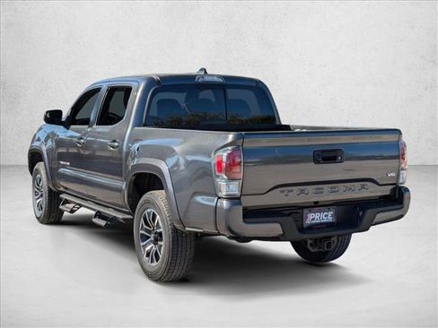 Used 2020 Toyota Tacoma TRD Sport image 7