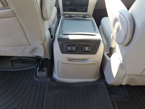 Used 2019 Toyota Sienna XLE Premium image 27