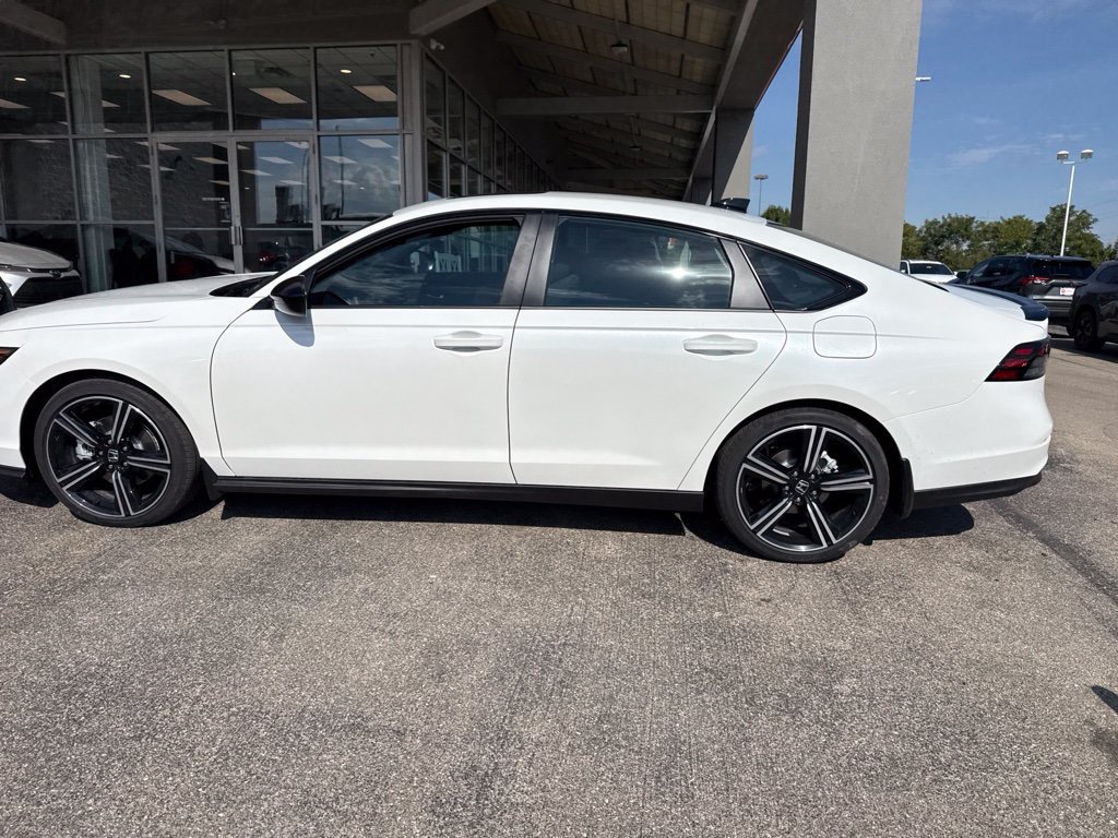 Used 2026 Honda Accord Sport image 9