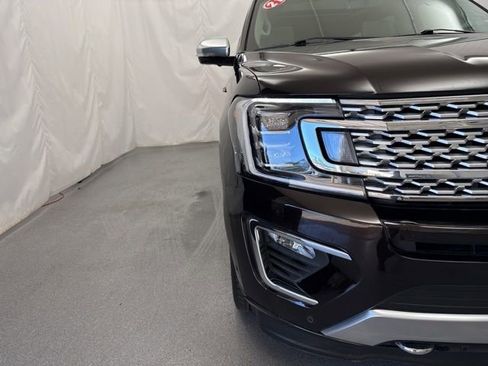 Used 2021 Ford Expedition Max Platinum AWD/4WD image 2