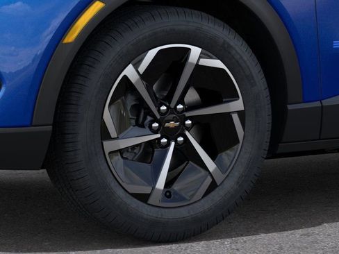New 2026 Chevrolet Equinox EV LT AWD/4WD image 9