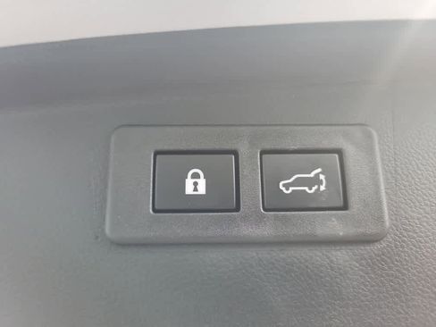 Used 2023 Subaru Outback Premium image 35