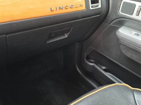 Used 2010 Lincoln MKX AWD image 20