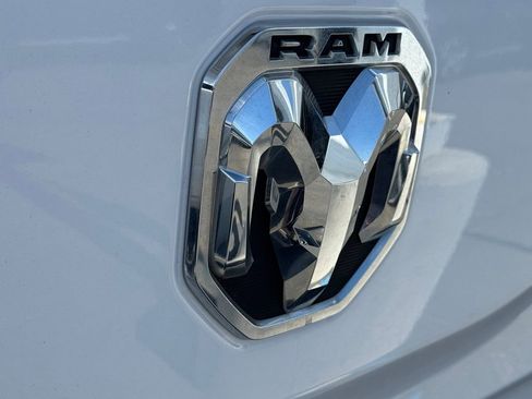 Used 2021 RAM 1500 Big Horn RWD image 9