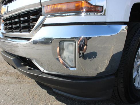 Used 2018 Chevrolet Silverado 1500 LT w/ All Star Edition AWD/4WD image 5