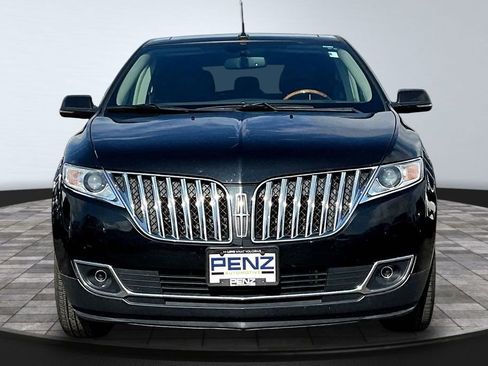 Used 2013 Lincoln MKX AWD image 2