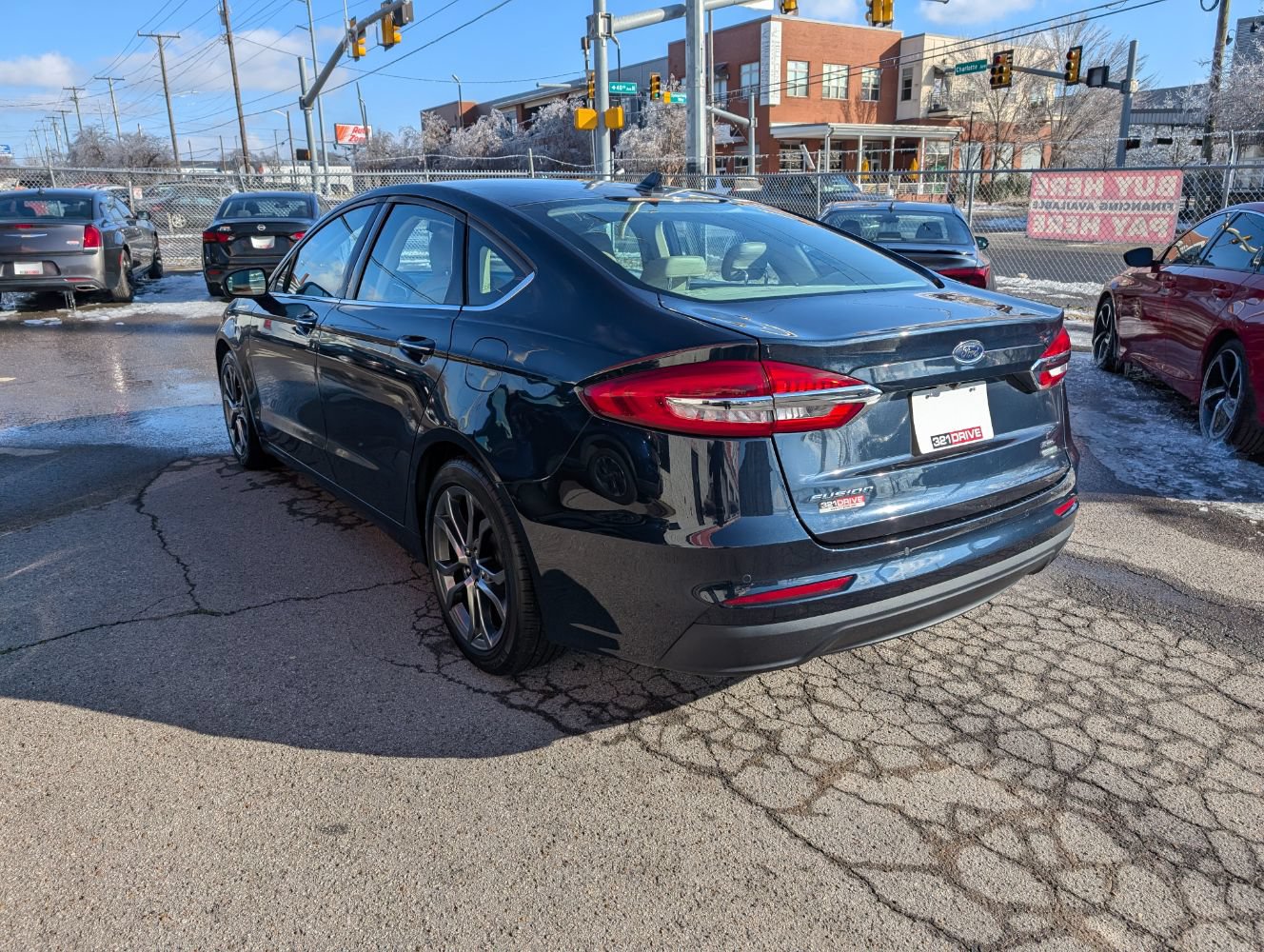 Used 2020 Ford Fusion SEL FWD image 8
