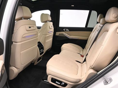 Used 2021 BMW X7 xDrive40i w/ Executive Package AWD/4WD image 13