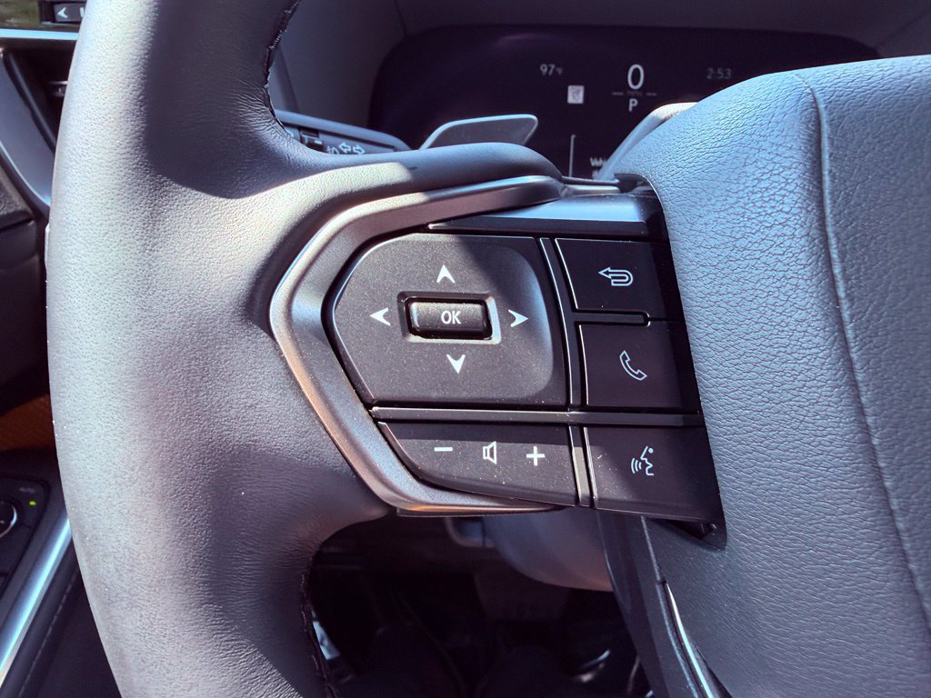 Certified 2024 Lexus GX 550 w/ Accessory Package (31) AWD/4WD image 24