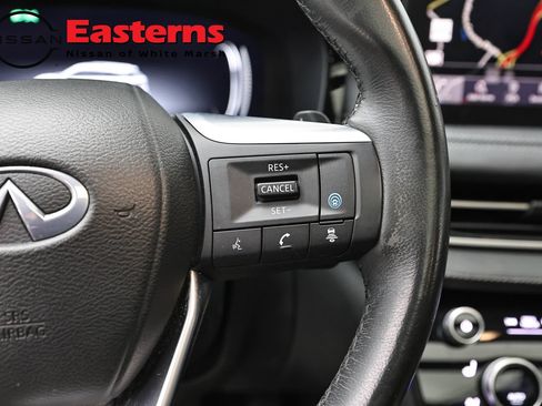 Used 2023 INFINITI QX60 Luxe w/ Cargo Package AWD/4WD image 16