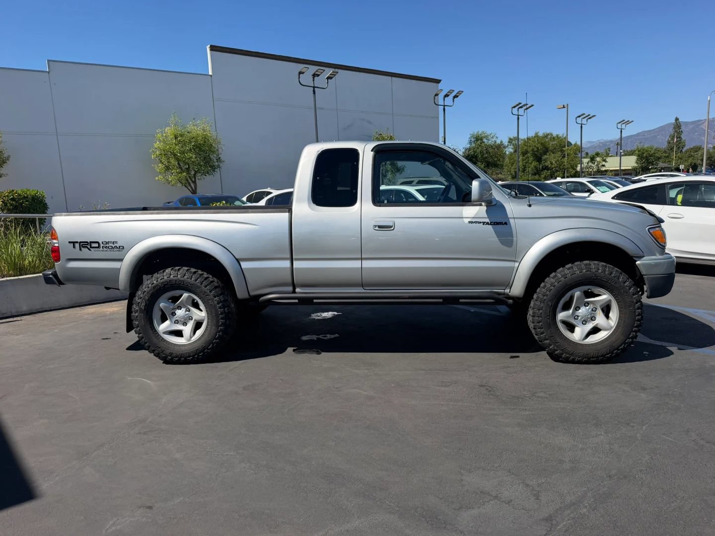 Used 2003 Toyota Tacoma 4x4 Xtracab V6 image 4