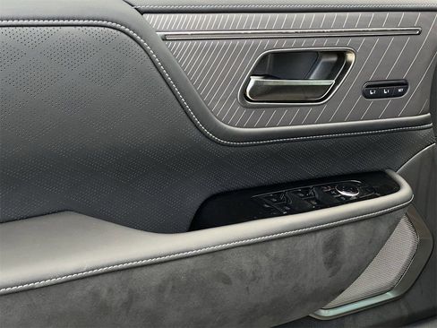 New 2026 INFINITI QX80 Autograph w/ Premium Cargo Package image 21