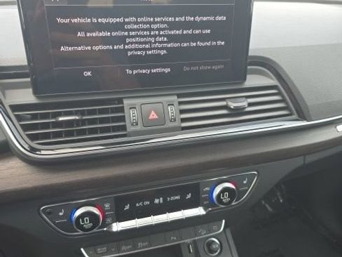 Used 2024 Audi Q5 2.0T Premium Plus AWD/4WD image 16