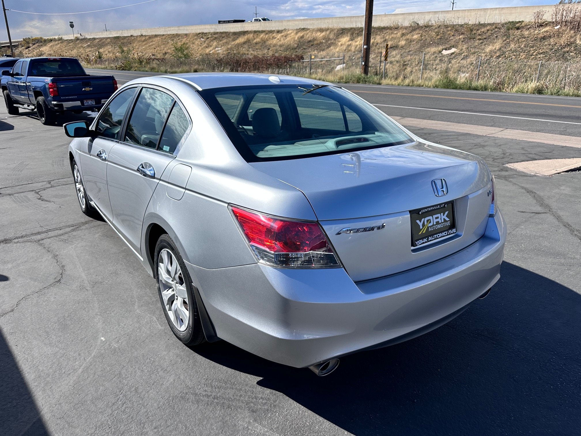Used 2009 Honda Accord EX-L image 4