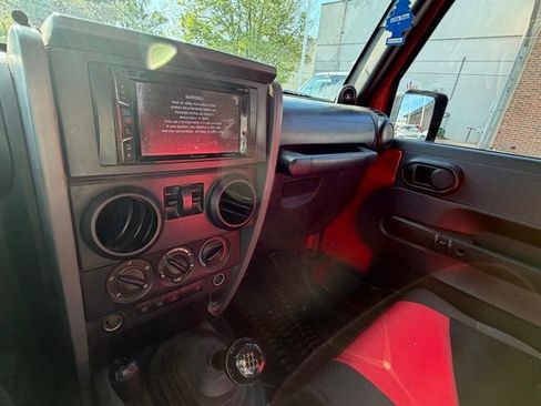 Used 2007 Jeep Wrangler Rubicon w/ PWR Convenience Group AWD/4WD image 19