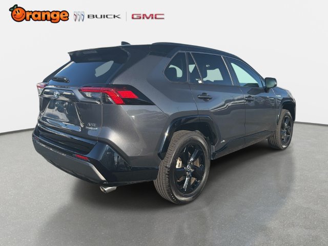 Used 2021 Toyota RAV4 XSE w/ XSE Grade Weather Package AWD/4WD image 3