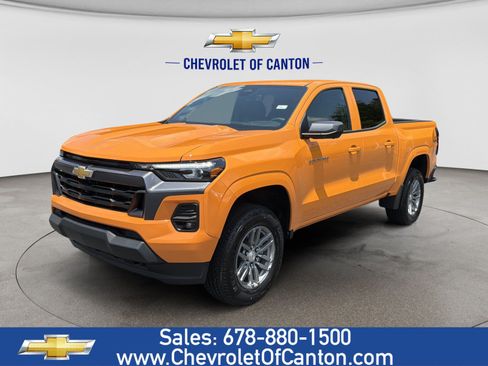 Used 2026 Chevrolet Colorado LT w/ LT Convenience Package AWD/4WD image 1