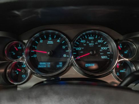 Used 2010 Chevrolet Silverado 1500 LT w/ Regional Value Package image 18