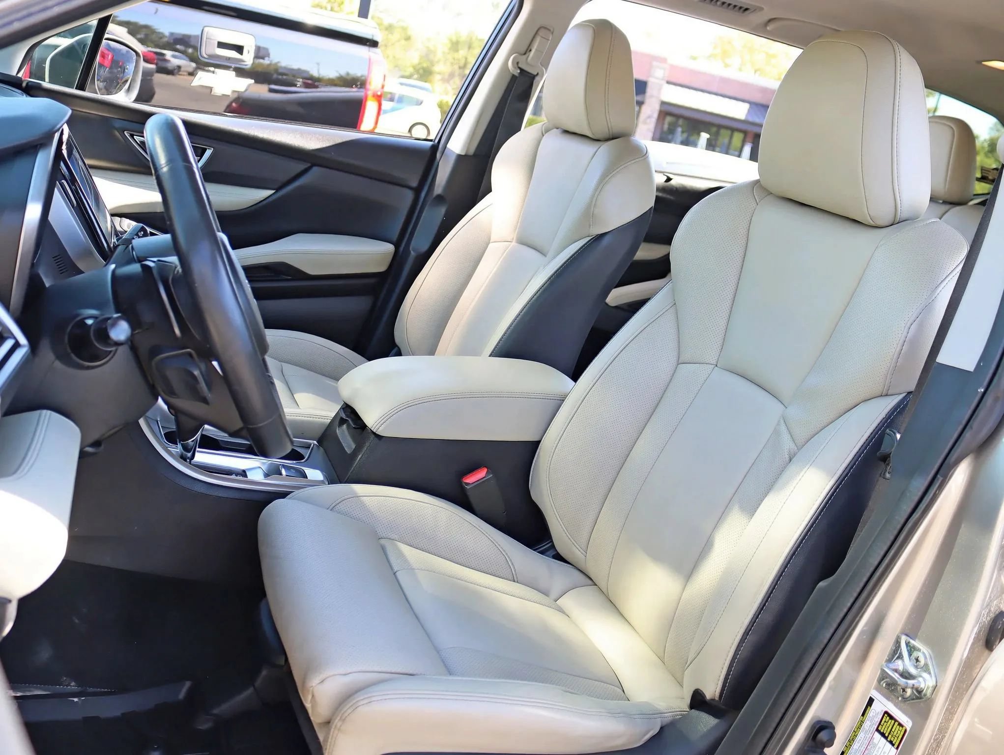 Used 2019 Subaru Ascent Limited AWD/4WD image 32