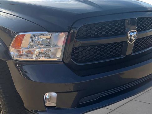 Used 2016 RAM 1500 Express AWD/4WD image 29