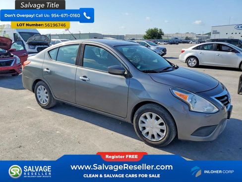 Used 2019 Nissan Versa SV FWD image 5