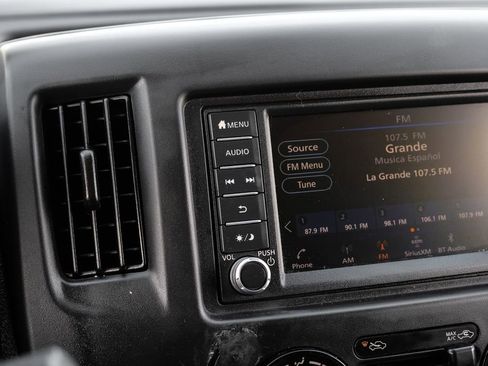 Used 2020 Nissan NV200 SV image 19