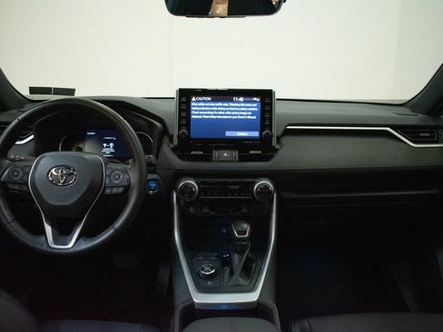 Used 2022 Toyota RAV4 XSE w/ XSE Grade Weather Package AWD/4WD image 11