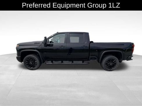 Used 2025 Chevrolet Silverado 2500 LTZ w/ Trail Boss Package AWD/4WD image 4
