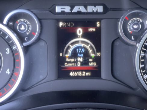 Used 2024 RAM 2500 Big Horn AWD/4WD image 41