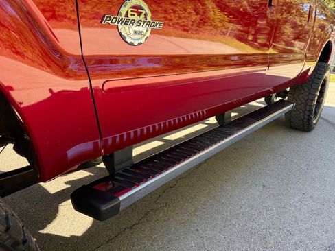 Used 2014 Ford F250 Lariat w/ Chrome Package image 10