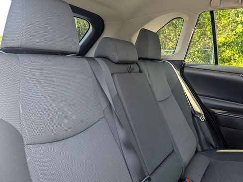 Used 2024 Toyota RAV4 XLE FWD image 29