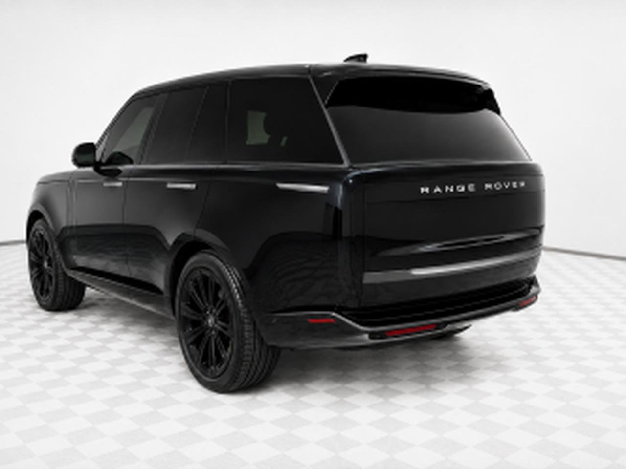 Used 2024 Land Rover Range Rover SE AWD/4WD image 6