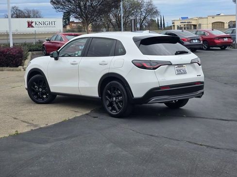 Certified 2024 Honda HR-V Sport image 6