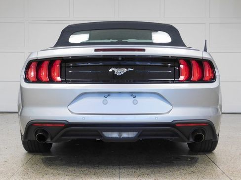 Used 2020 Ford Mustang Premium image 12