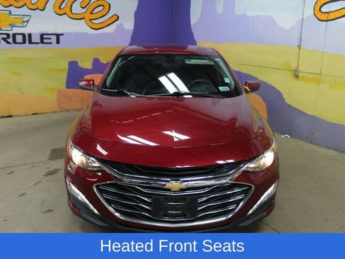 Used 2019 Chevrolet Malibu LT FWD image 3