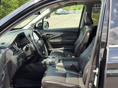Used 2023 Honda Ridgeline RTL-E image 9