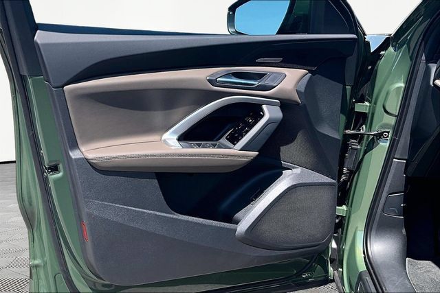 New 2026 Audi Q5 Premium Plus AWD/4WD image 18